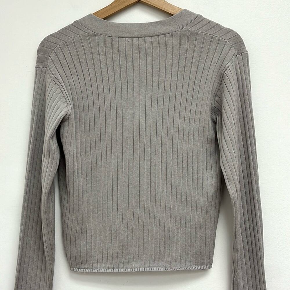 ATM Anthony Thomas Melillo Taupe Ribbed V-Neck Cropped Cardigan - Picture 4 of 12